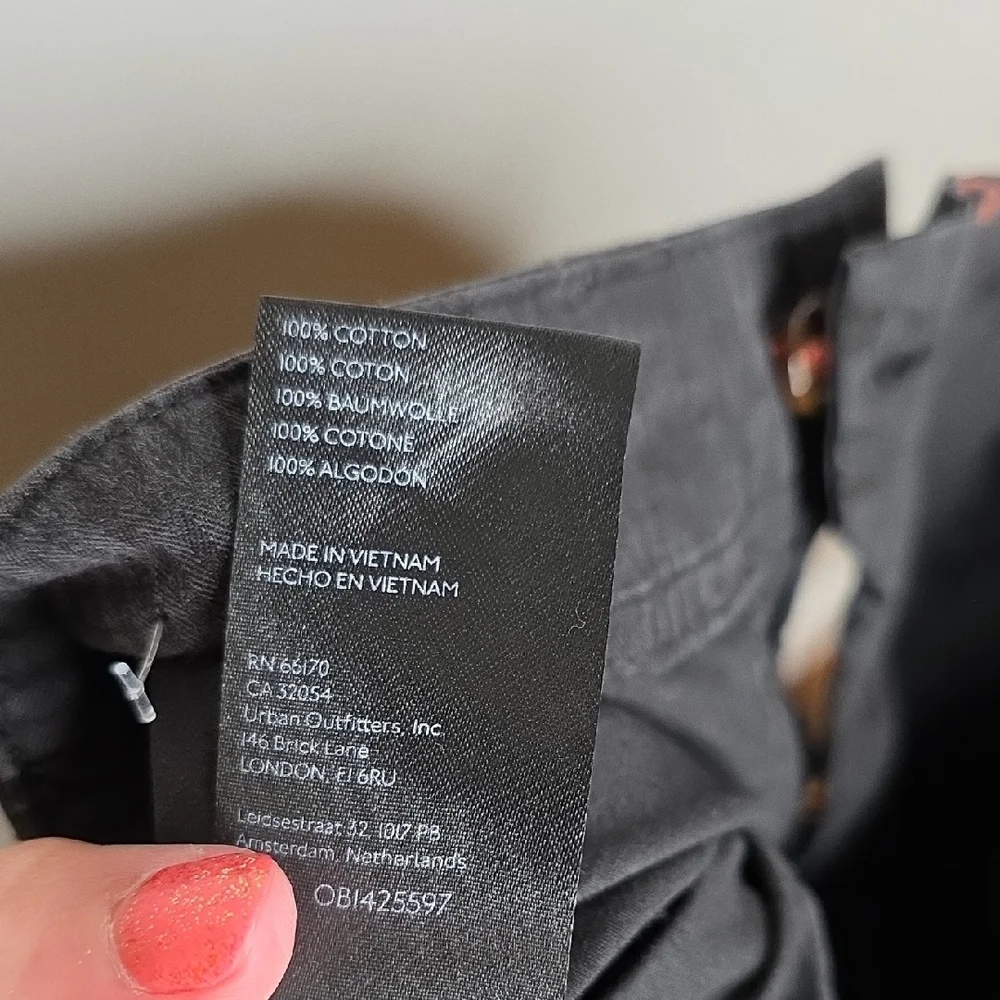 Free People Black Cargo Pants- URBAN OUTFITTERS Sz 6
